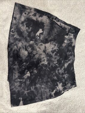 Tie-Dye Mini Skirt in Black and Gray